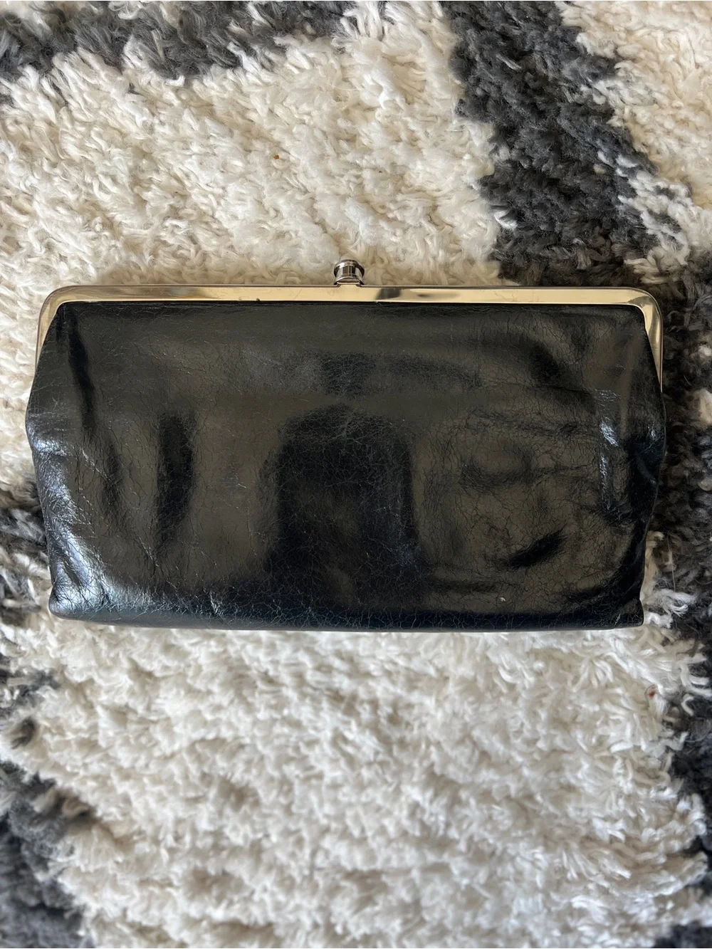 Black HOBO clutch - Picture 2 of 8